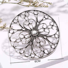 Load image into Gallery viewer, Exagérer rétro grande bague avec breloque Vintage creux plateau à fleurs bague Hiphop fête Costume Antique bague pour femmes hommes cadeau